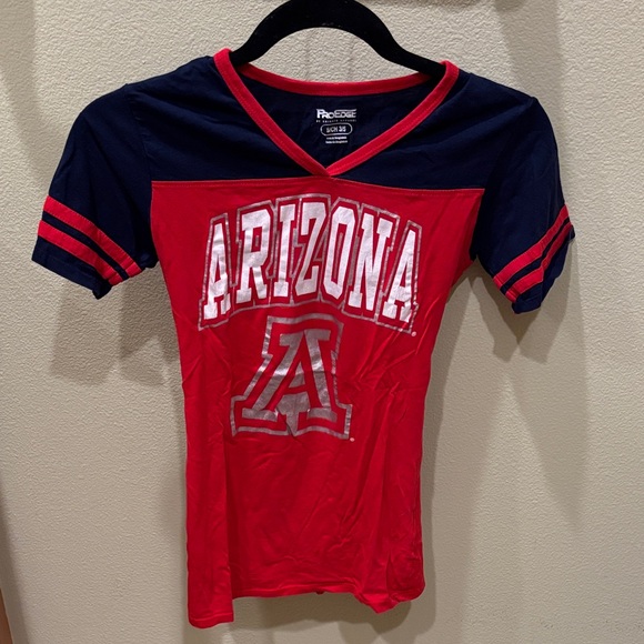 Pro Edge Womans Arizona Red and Blue Tee Shirt - Picture 2 of 9